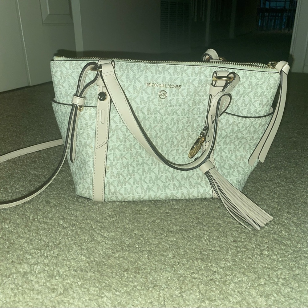 Michael Kors purse